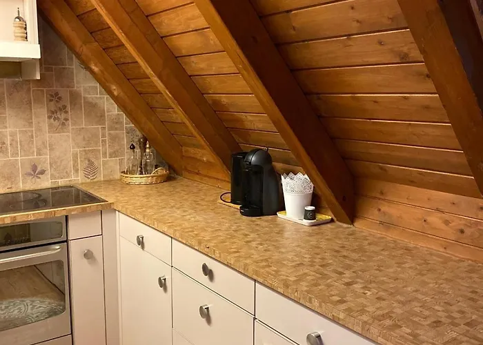 Get Cozy House In -renovated And Newly Furnished Winter 2026- *